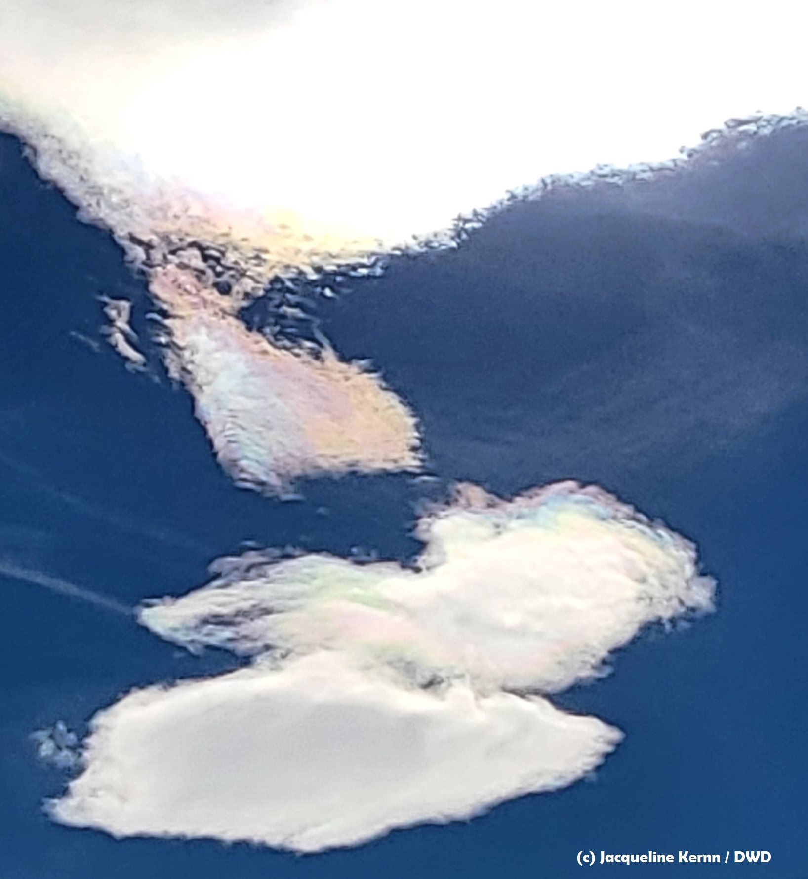 DWD Irisierende Wolken