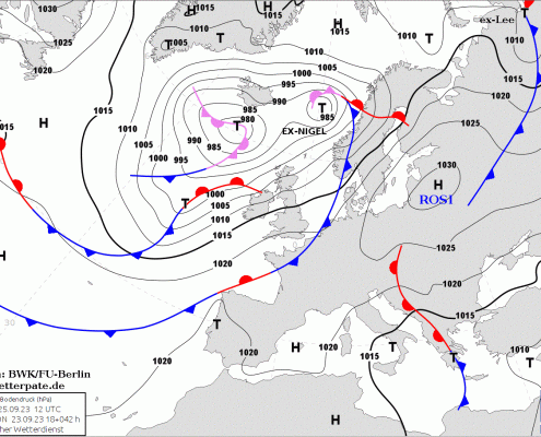 DWD Altweibersommer mit seinen typischen Wetterphaenomenen nimmt Fahrt auf