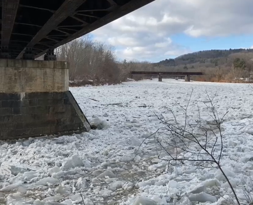 DWD Eisstau Ueberflutungsgefahr durch angestautes Eis