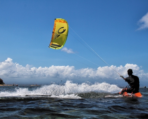 Kitesurfen lernen: Alles, was du für den Einstieg wissen musst