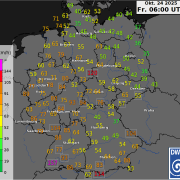 Mitteleuropäisches und südostasiatisches Wettergeschehen Mitteleuropaeisches und suedostasiatisches Wettergeschehen