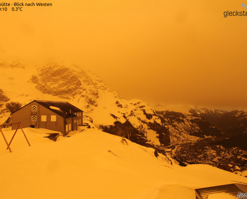 Saharastaub in den Alpen - Glecksteinhütte Webcam